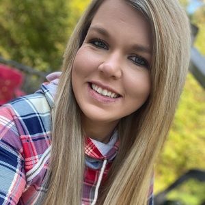 Meet your Posher, Brittany